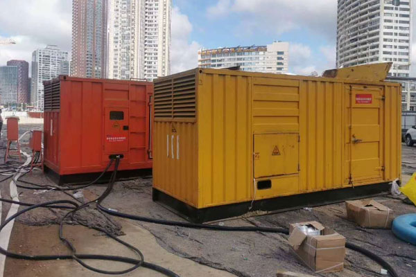 大同压力测试时，发电机组的燃油系统需要达到多少压力？