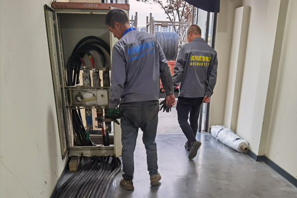 大同柴油发电机组的输出电压调节方式对设备性能有哪些影响？