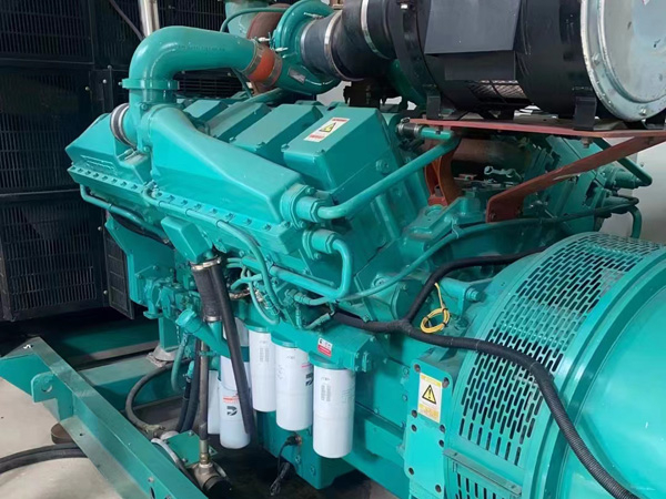 大同更换100kW柴油发电机组机油时,需要注意哪些事项?